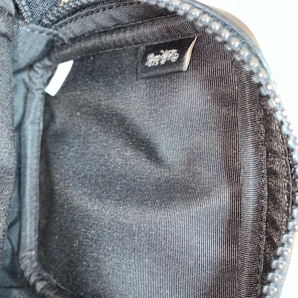 Unisex coach change pouch - Picture 4 of 4